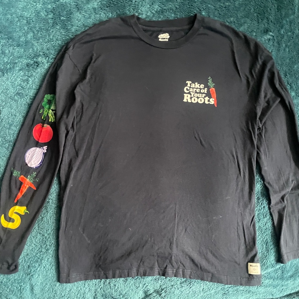 Roots Navy Veggies Graphic Long sleeve T-Shirt - Men’s Med